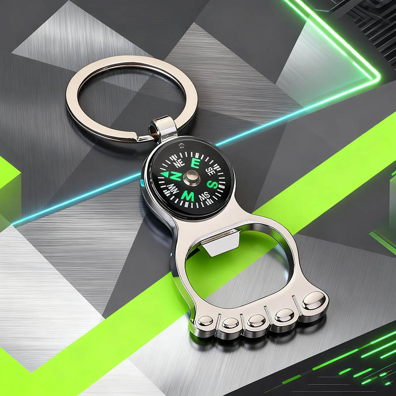 Compass Keychain Mini - ユニークな航海コンパスキーホルダー金属ラウンドバックル舵栓抜き鉄塔キーリングキャンプパーティーカジュアルバー装飾