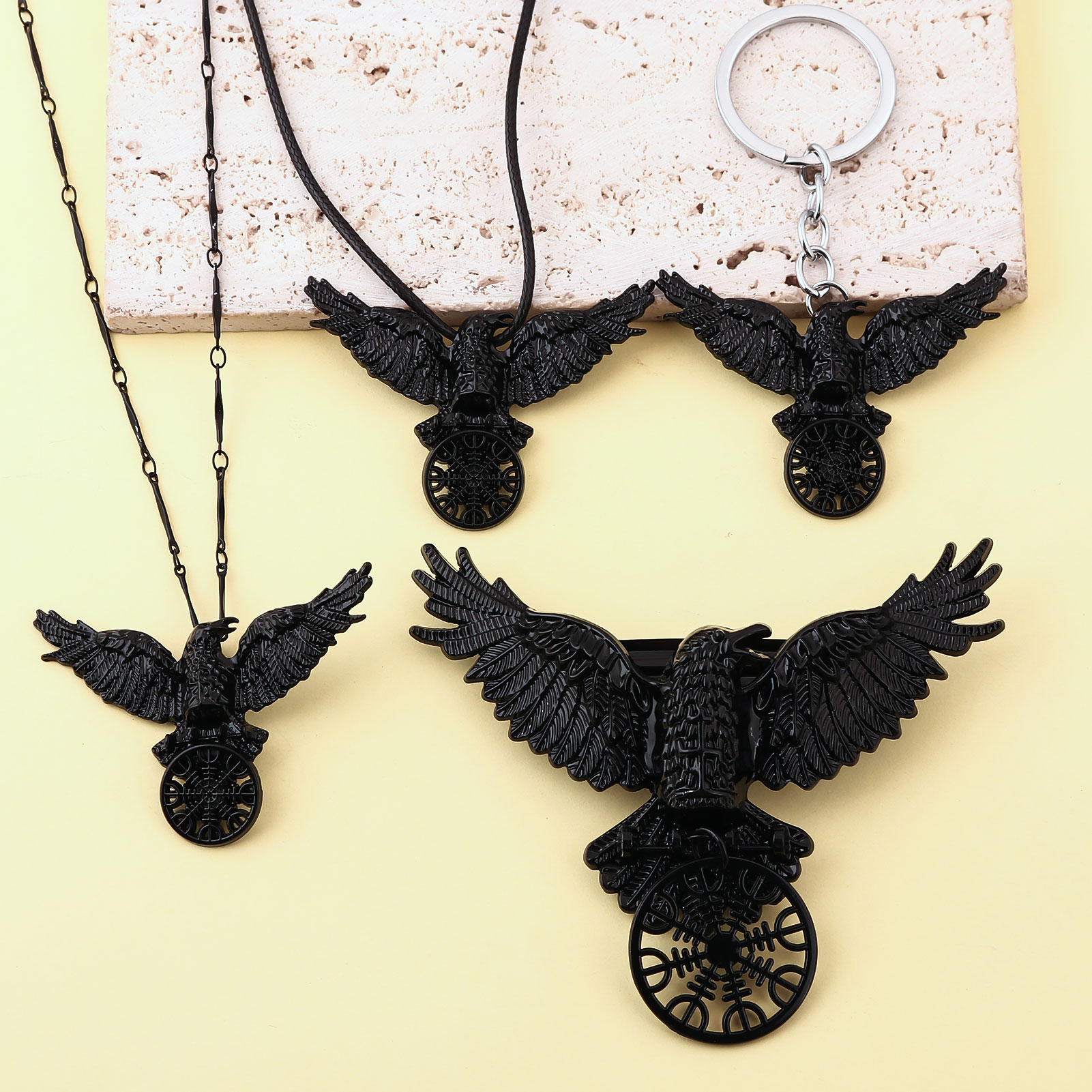 Compass Keychain Mini - ヴィンテージ バイキング ブラック クロウ ネックレス オーディン